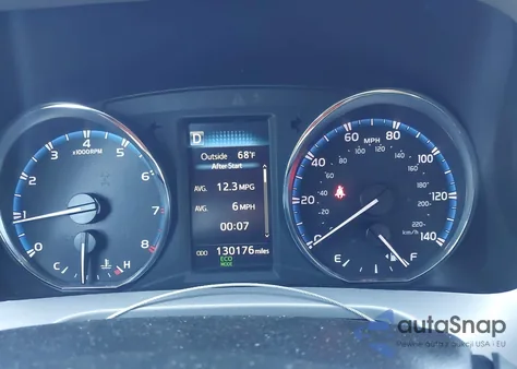 2016 Toyota Rav4 Xle z USA, uszkodzony, nr VIN 2T3WFREV7GW303736